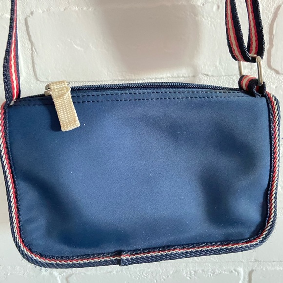 TOMMY HILFIGER Child’s crossbody - Picture 3 of 3